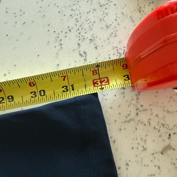 Lululemon ABC Pant Slim - Picture 4 of 4